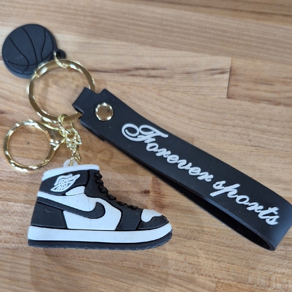Nike Black and White Keychain / Bag Pendant - Picture 1 of 5